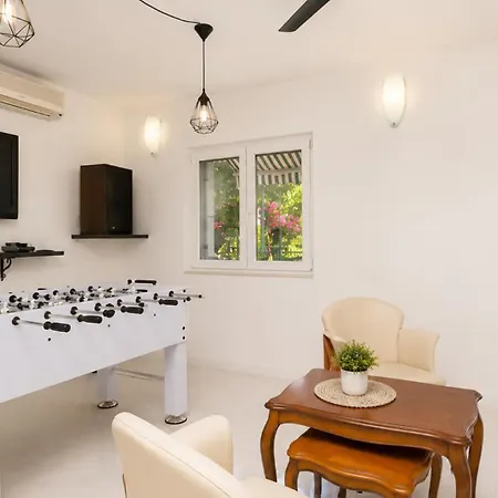 Casa Heidi By Guide Villa *